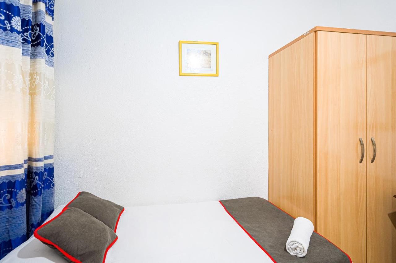 Pension Ayuntamiento Alicante Ngoại thất bức ảnh