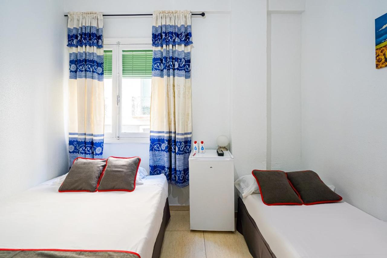 Pension Ayuntamiento Alicante Ngoại thất bức ảnh