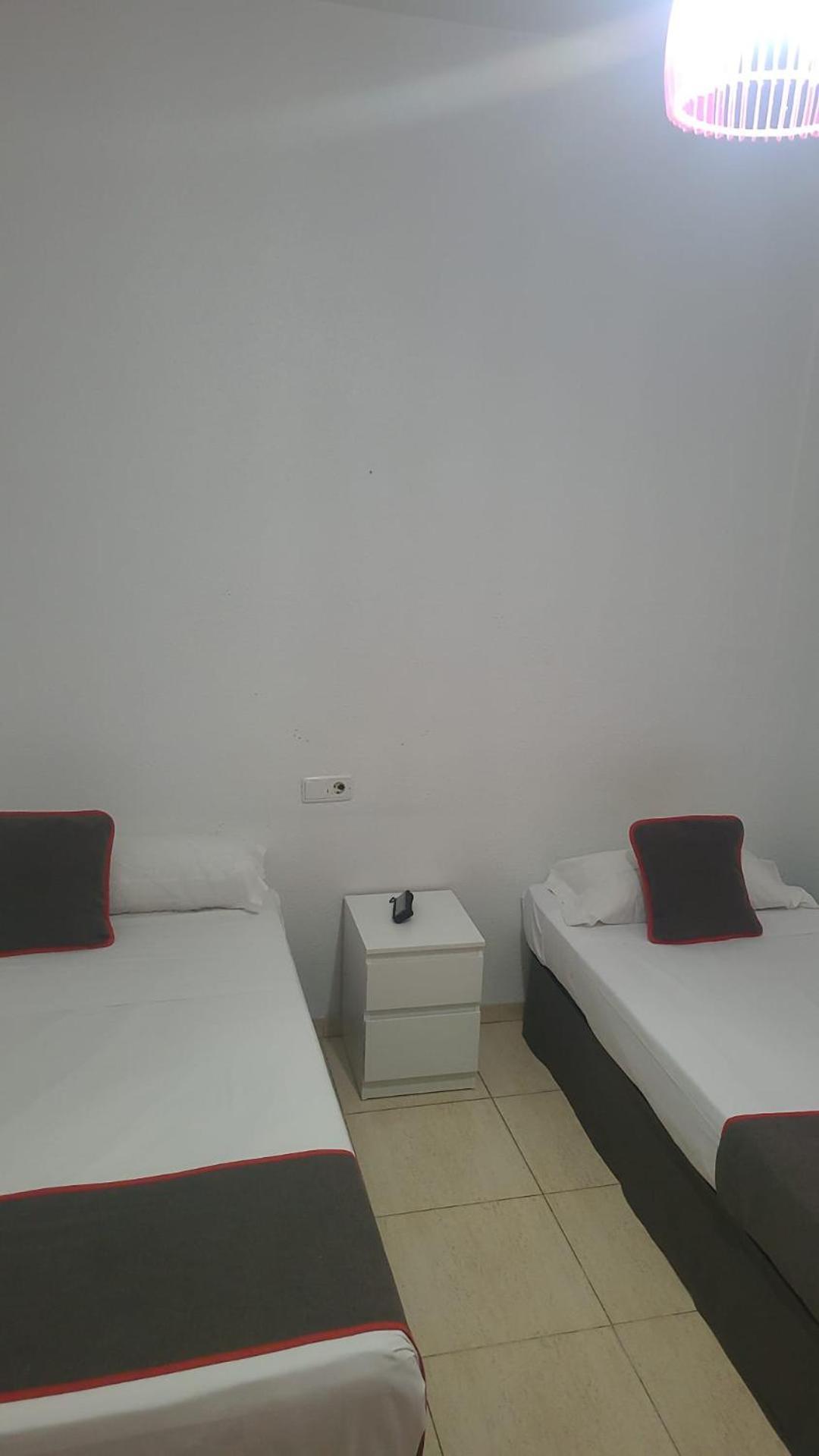 Pension Ayuntamiento Alicante Ngoại thất bức ảnh